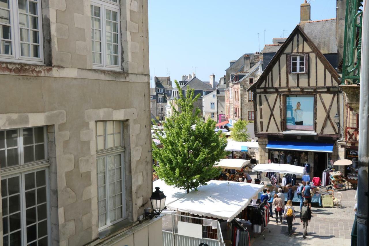 Appartements De Caractere Centre Vannes Bagian luar foto